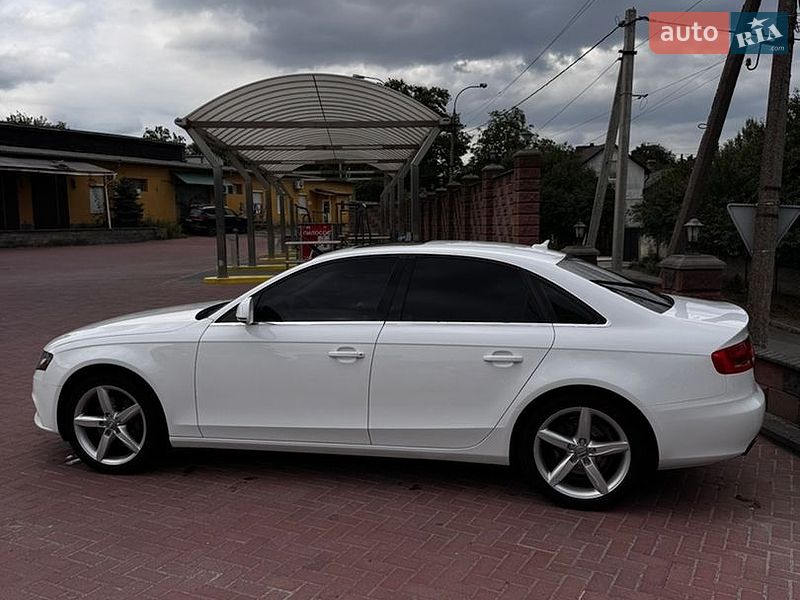Седан Audi A4 2008 в Рівному