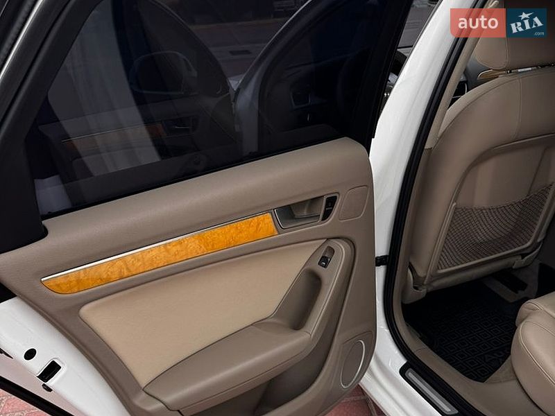 Седан Audi A4 2008 в Рівному
