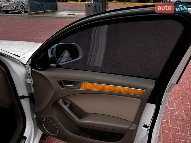 Седан Audi A4 2008 в Рівному