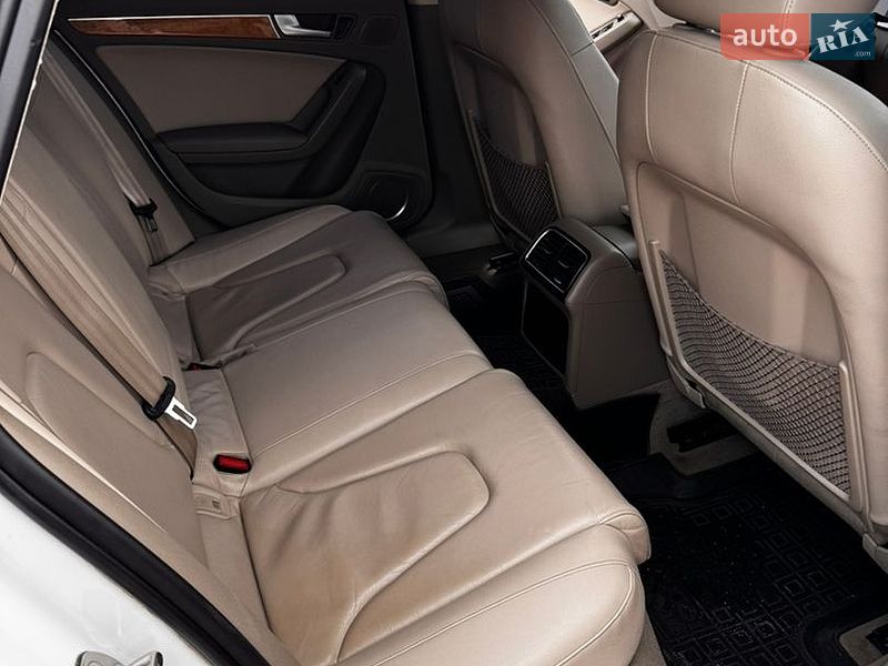 Седан Audi A4 2008 в Рівному