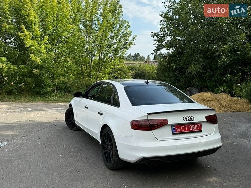 Седан Audi A4 2016 в Хмельницькому