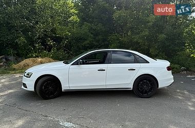 Седан Audi A4 2016 в Хмельницькому