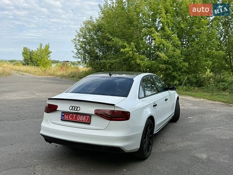 Седан Audi A4 2016 в Хмельницькому