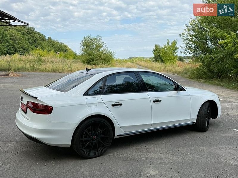 Седан Audi A4 2016 в Хмельницькому