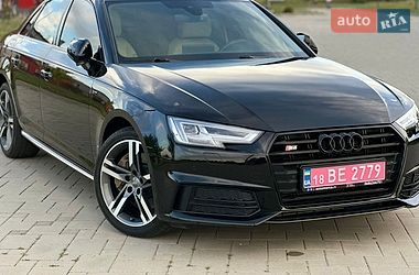 Audi A4  2017
