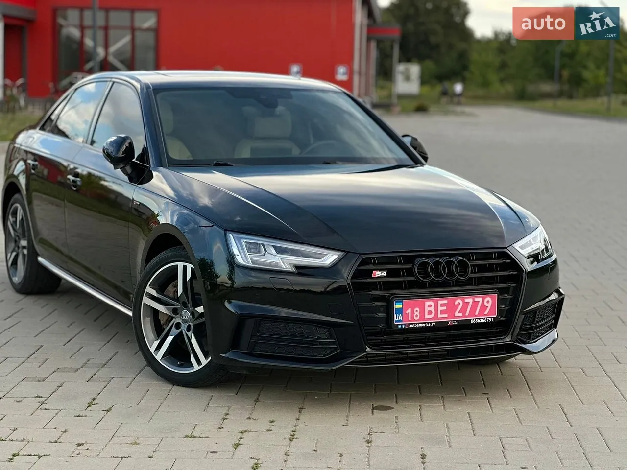 2017 Audi A4 - мініатюра 2
