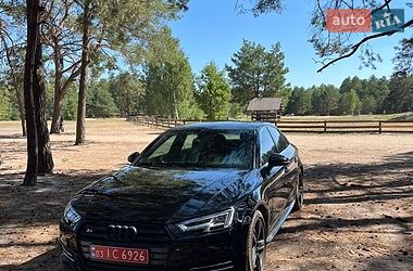 Audi A4  2018