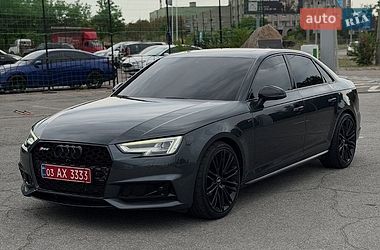 Audi A4  2017