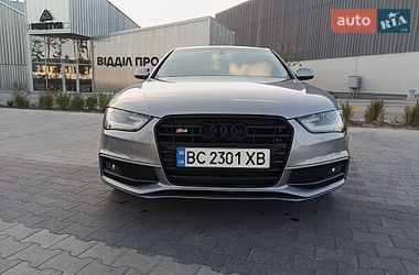 Седан Audi A4 2015 в Львове
