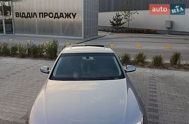 Седан Audi A4 2015 в Львове