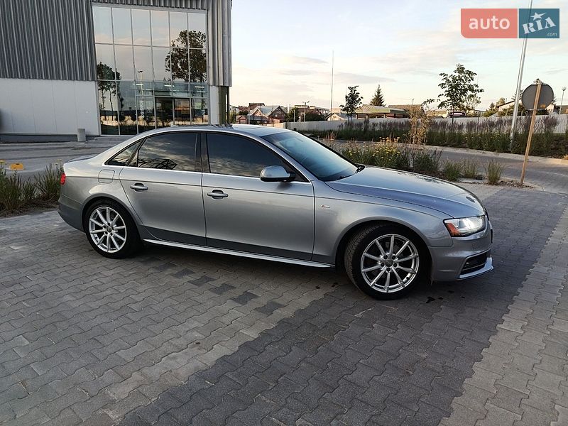 Седан Audi A4 2015 в Львове