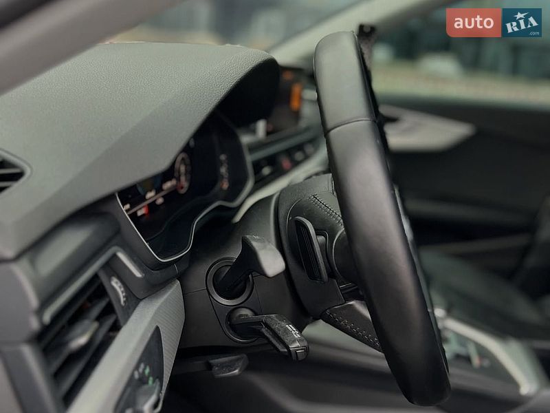 Седан Audi A4 2016 в Вінниці