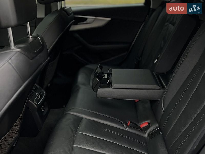 Седан Audi A4 2016 в Вінниці