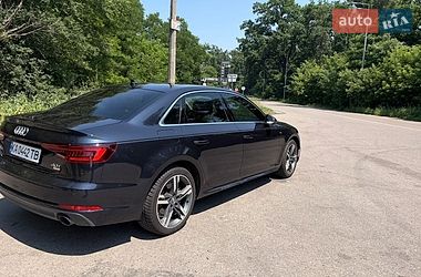 Седан Audi A4 2018 в Киеве