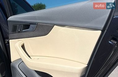 Седан Audi A4 2018 в Киеве