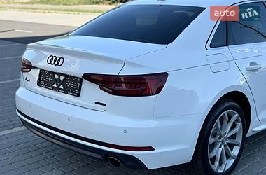 Седан Audi A4 2018 в Виннице