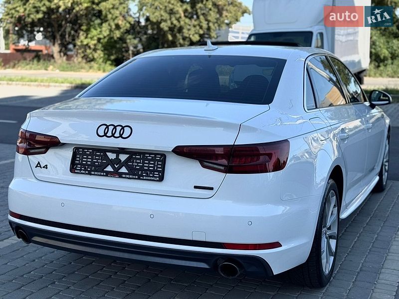 Седан Audi A4 2018 в Виннице