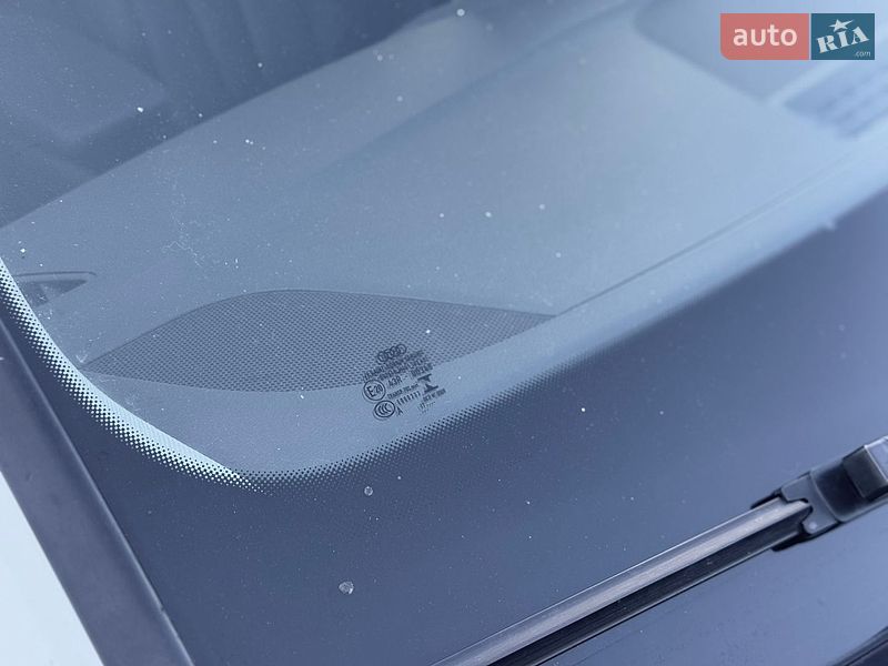Седан Audi A4 2018 в Виннице