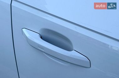 Седан Audi A4 2018 в Виннице