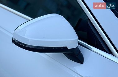 Седан Audi A4 2018 в Виннице