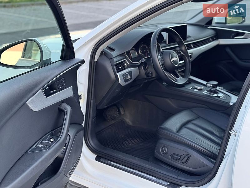 Седан Audi A4 2018 в Виннице