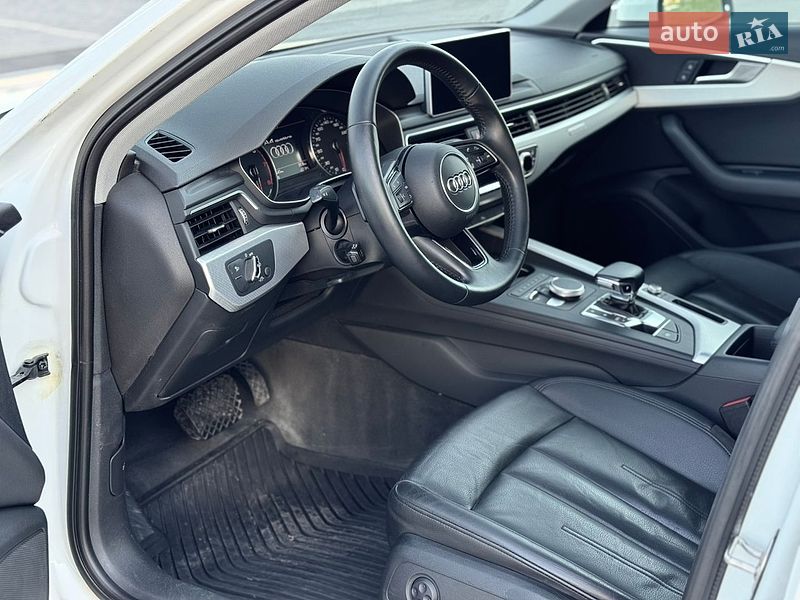 Седан Audi A4 2018 в Виннице