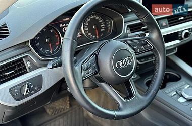 Седан Audi A4 2018 в Виннице