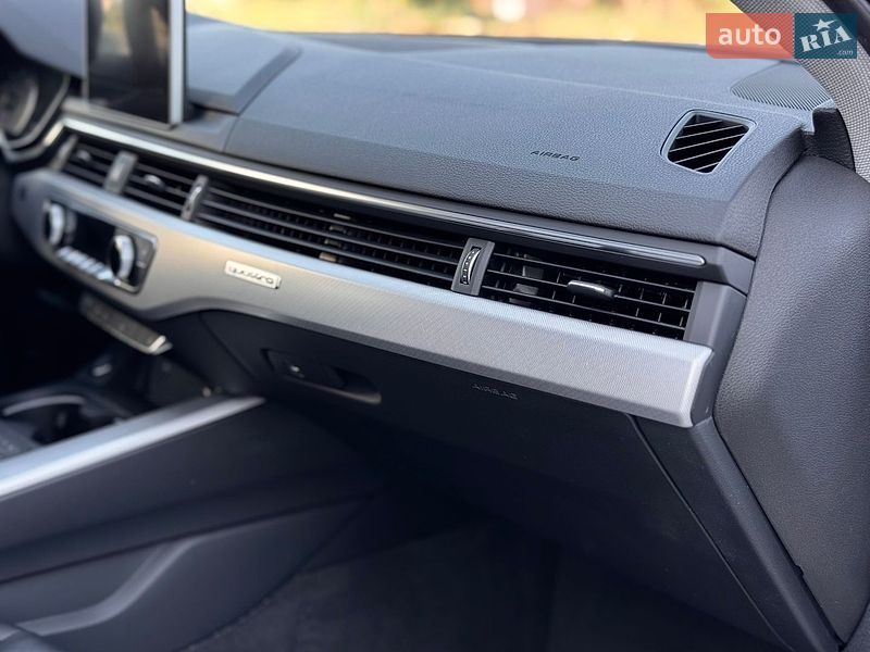 Седан Audi A4 2018 в Виннице