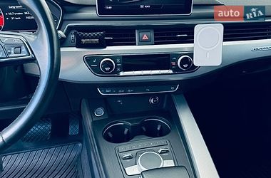 Седан Audi A4 2019 в Киеве