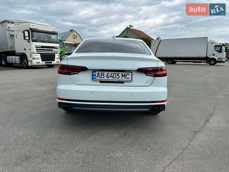 Седан Audi A4 2018 в Виннице