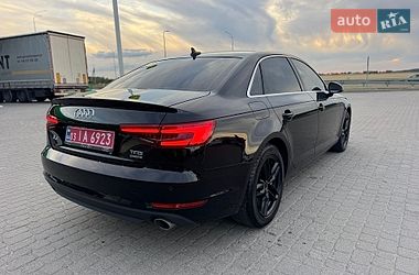 Седан Audi A4 2017 в Ровно