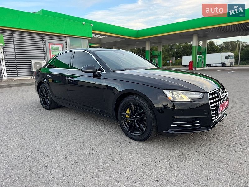 Седан Audi A4 2017 в Ровно