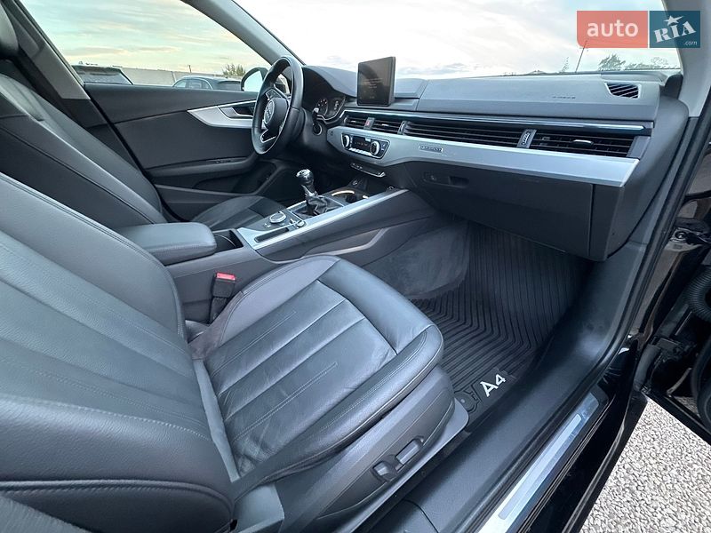 Седан Audi A4 2017 в Ровно