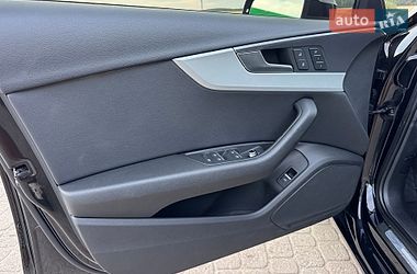 Седан Audi A4 2017 в Ровно