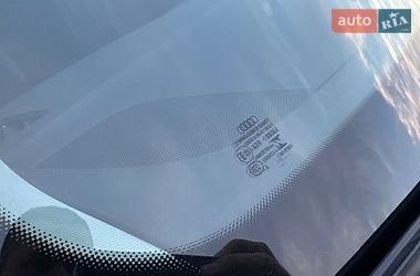 Седан Audi A4 2017 в Ровно