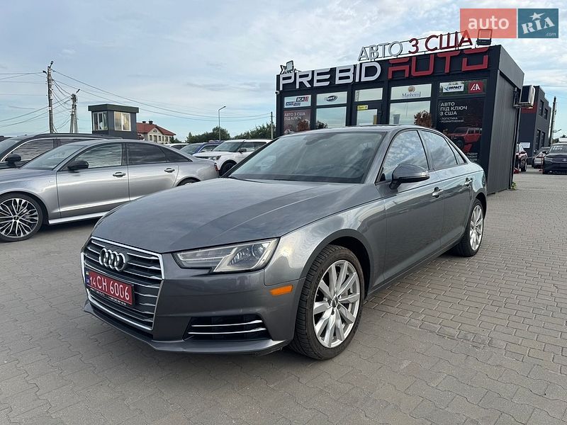 Седан Audi A4 2016 в Львове