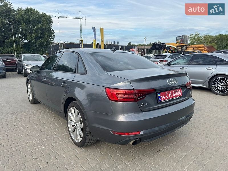 Седан Audi A4 2016 в Львове