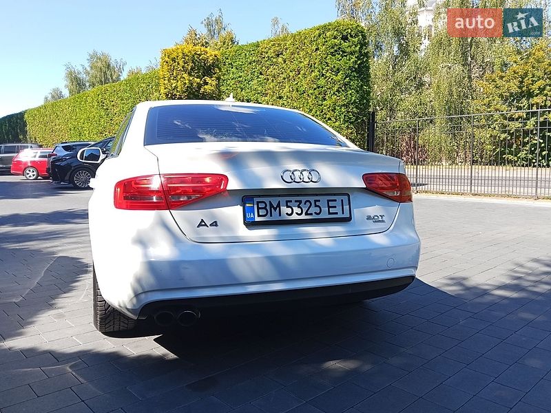 Седан Audi A4 2014 в Луцьку