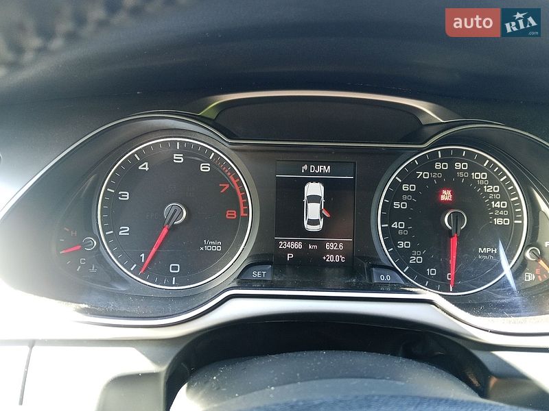 Седан Audi A4 2014 в Луцьку