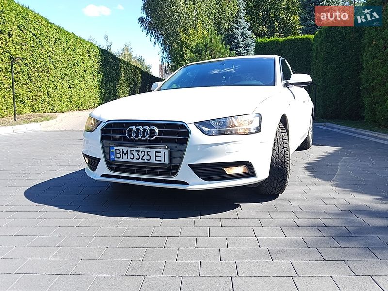 Седан Audi A4 2014 в Луцьку