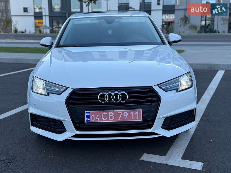 Седан Audi A4 2019 в Ровно