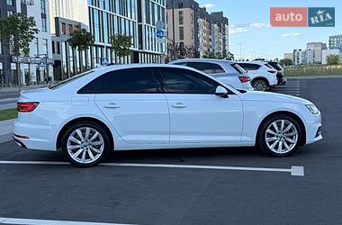 Седан Audi A4 2019 в Ровно