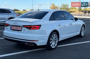 Седан Audi A4 2019 в Ровно