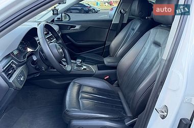 Седан Audi A4 2019 в Ровно