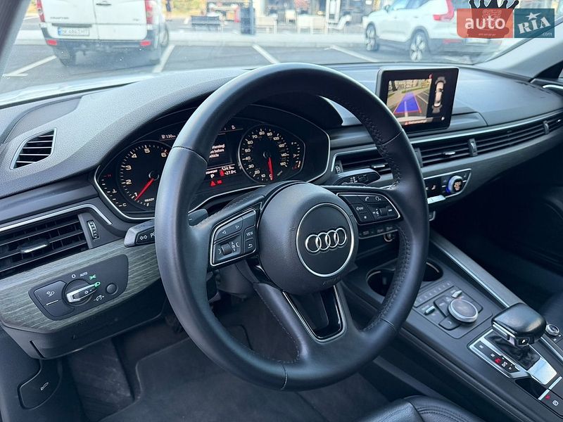 Седан Audi A4 2019 в Ровно