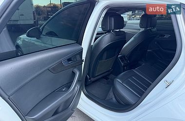 Седан Audi A4 2019 в Ровно