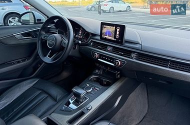Седан Audi A4 2019 в Ровно