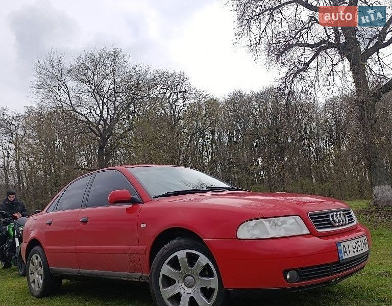 Седан Audi A4 1999 в Згуровке