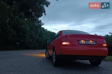 Седан Audi A4 1999 в Згуровке