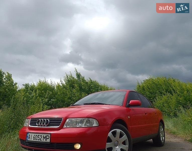 Седан Audi A4 1999 в Згуровке